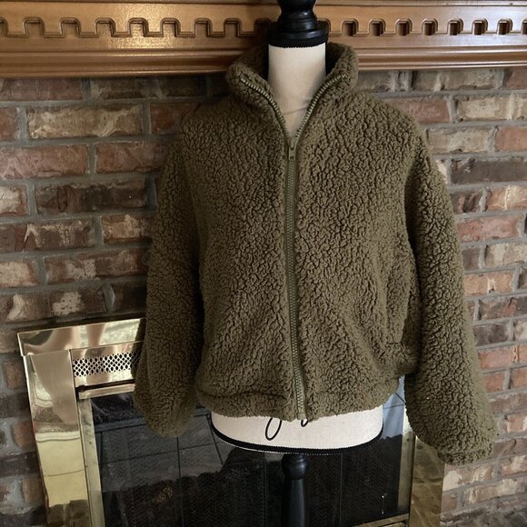 urban outfitters green Sherpa Jacket Size Small Oversized Cropped - Picture 1 of 6